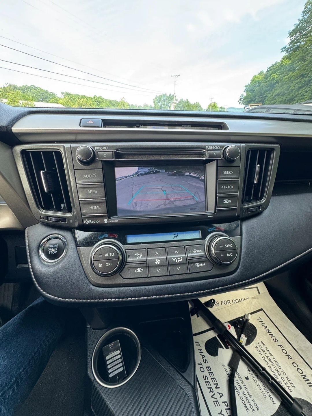 Toyota RAV4  2015