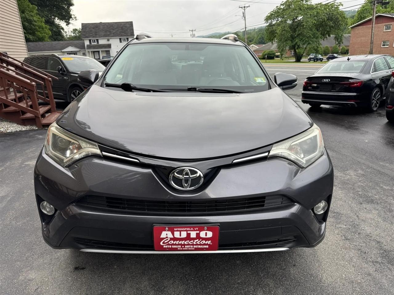 Toyota RAV4  2016