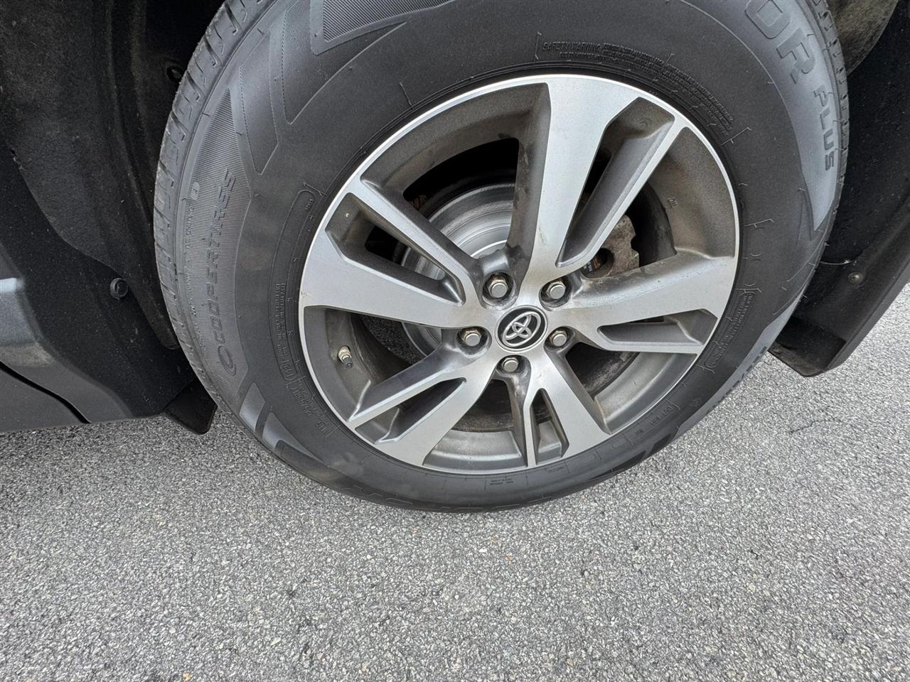 Toyota RAV4  2016