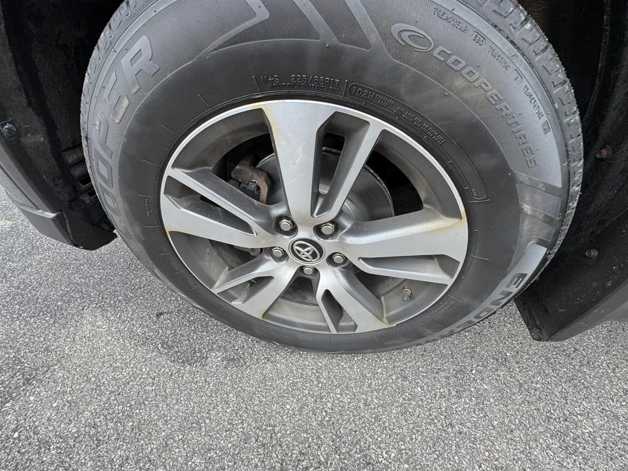 Toyota RAV4  2016