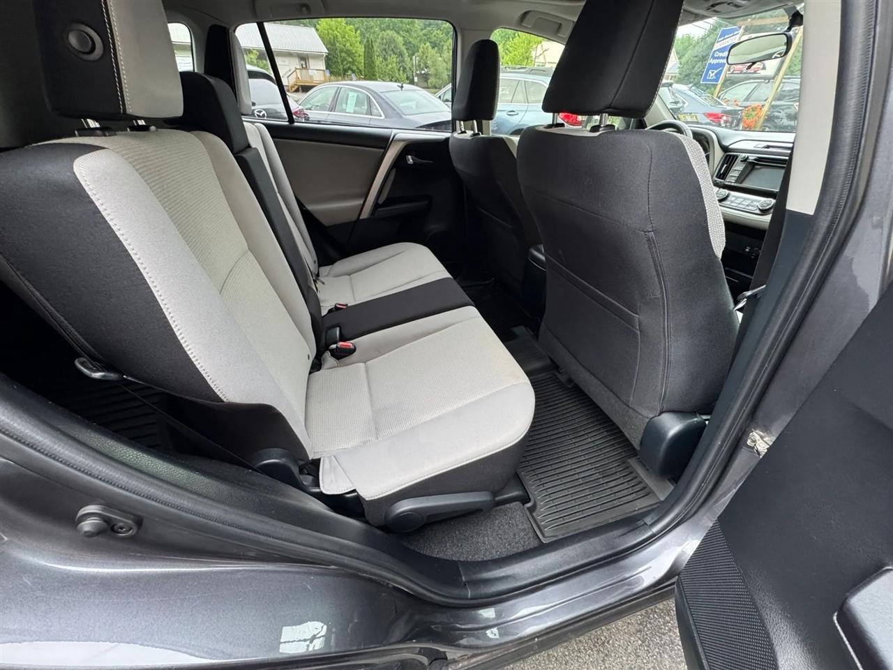 Toyota RAV4  2016