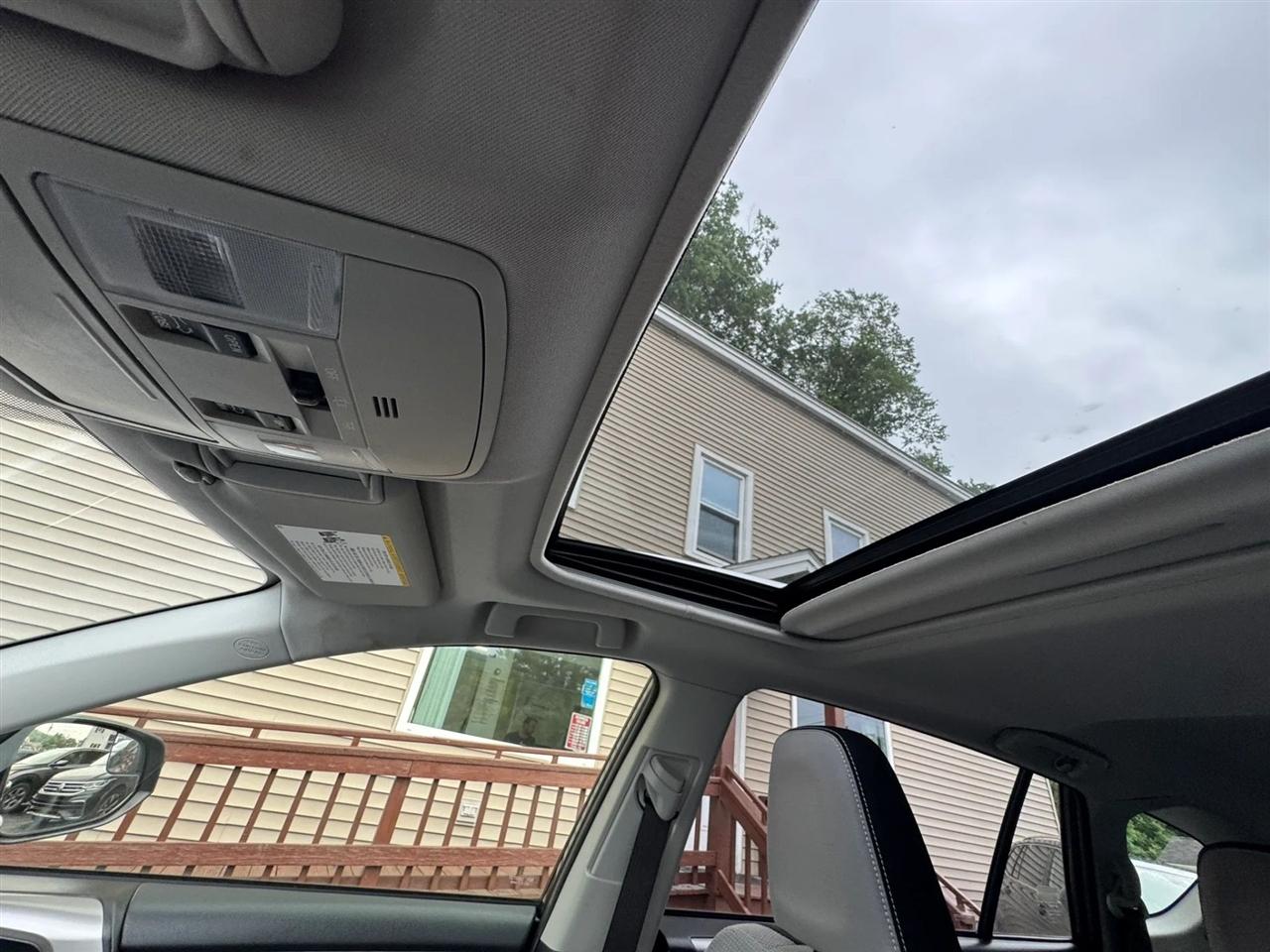 Toyota RAV4  2016