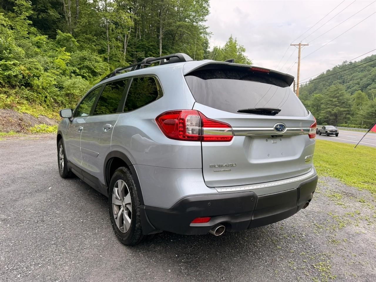 Subaru Ascent  2021