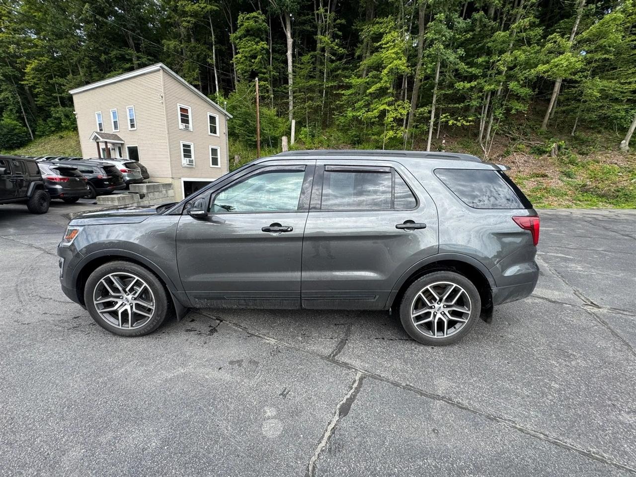 Ford Explorer  2017