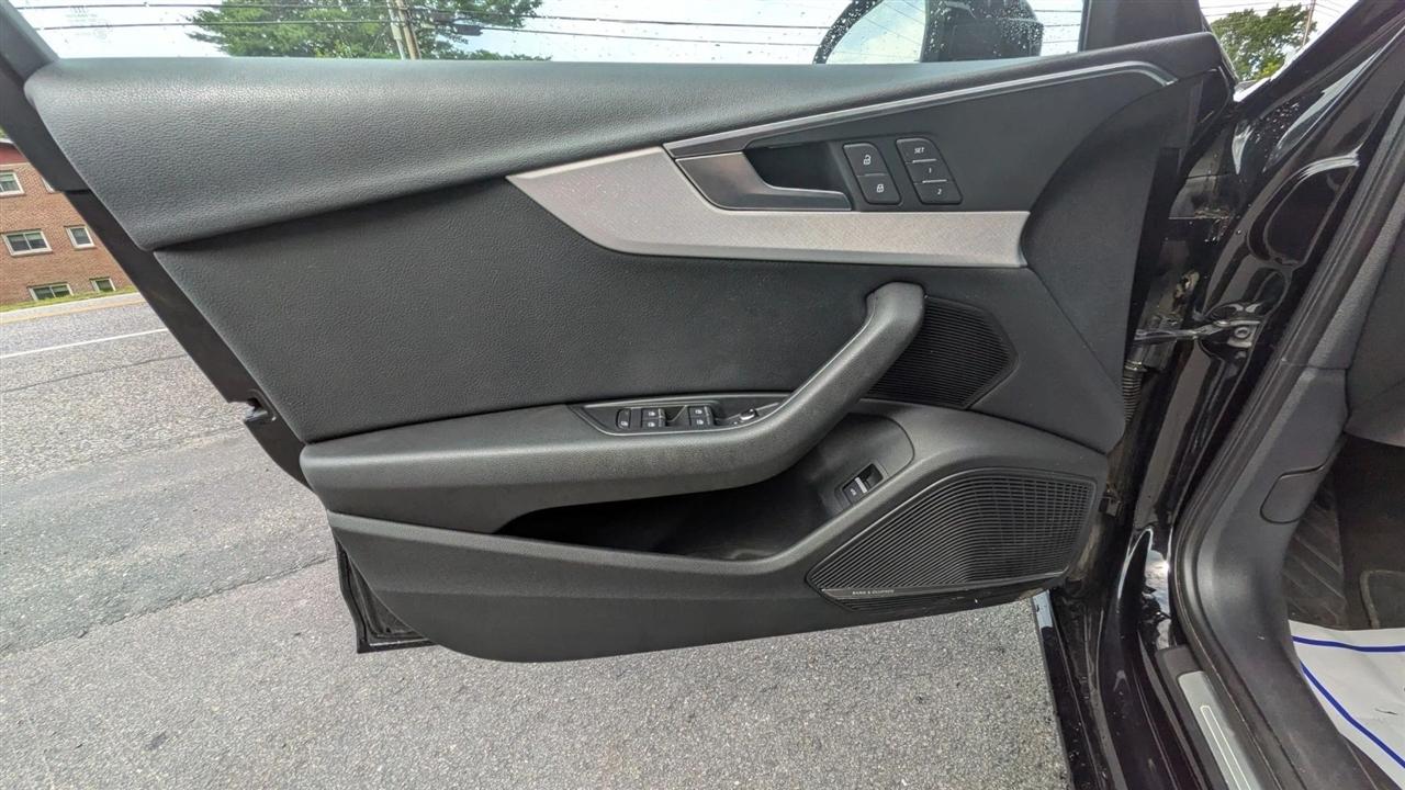 Audi A4  2017