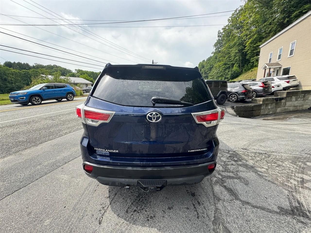 Toyota Highlander  2016