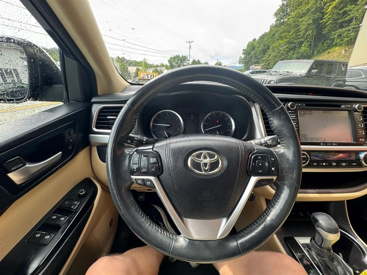 Toyota Highlander  2016