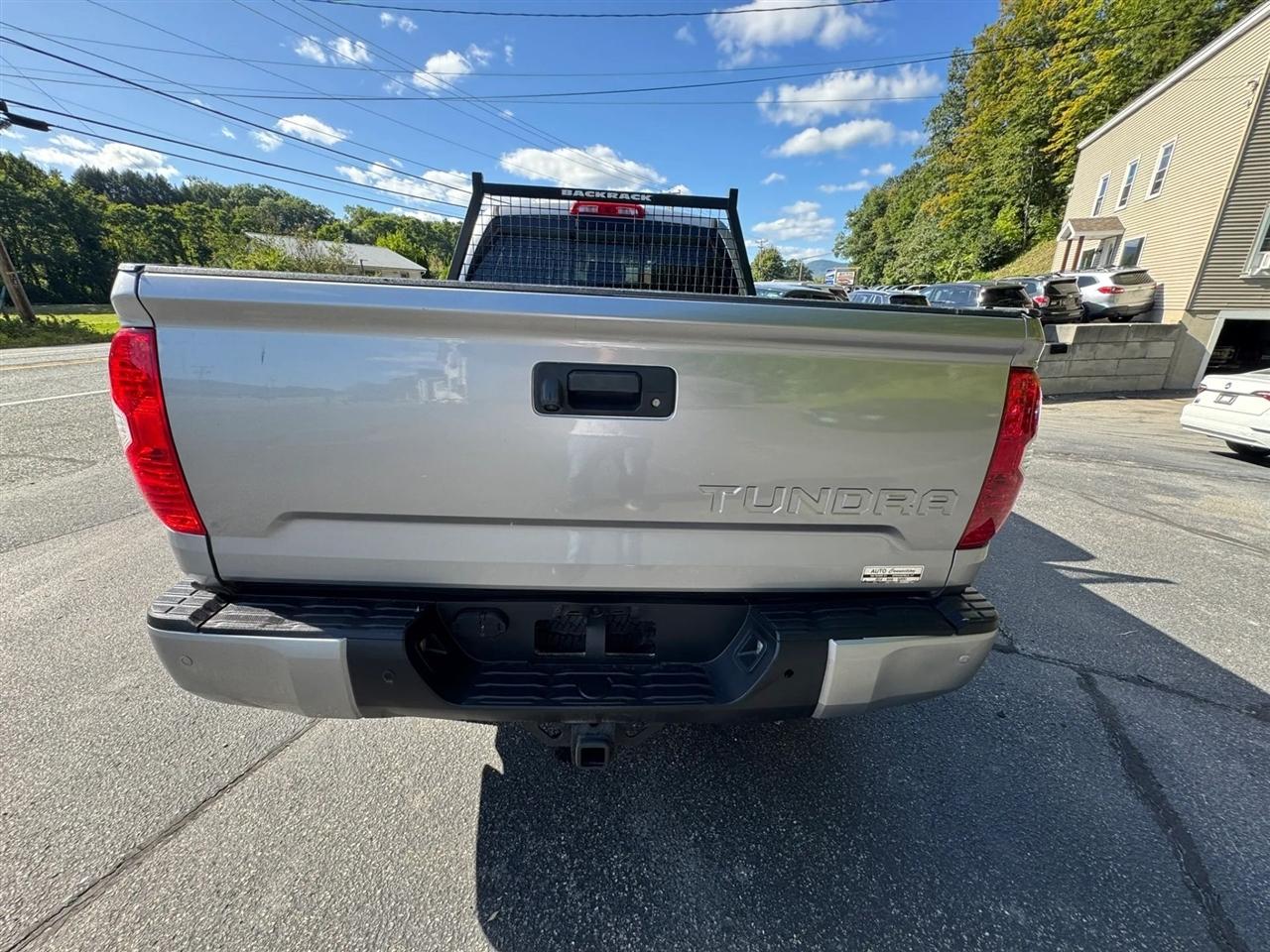 Toyota Tundra  2016