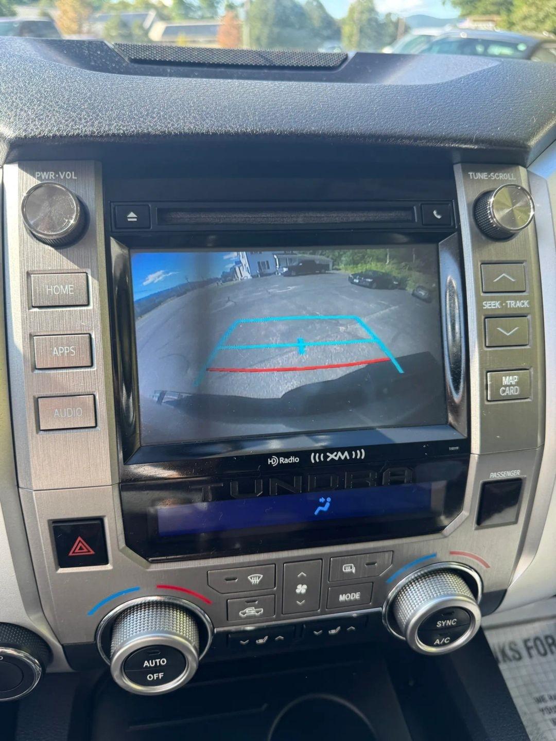 Toyota Tundra  2016