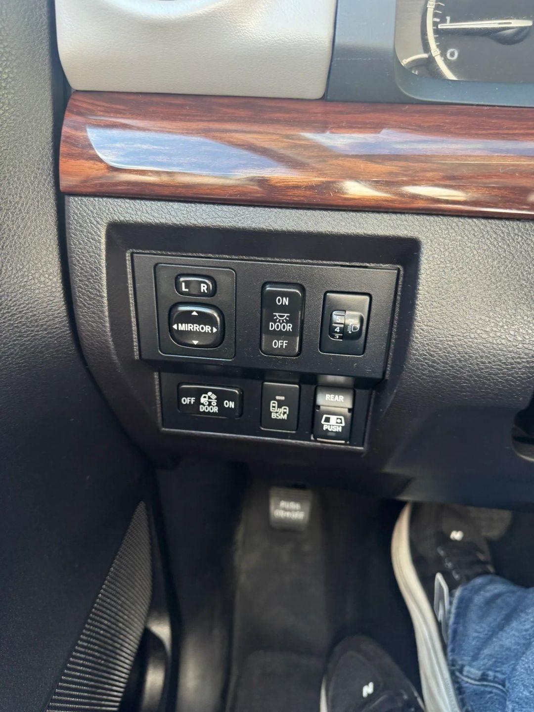 Toyota Tundra  2016