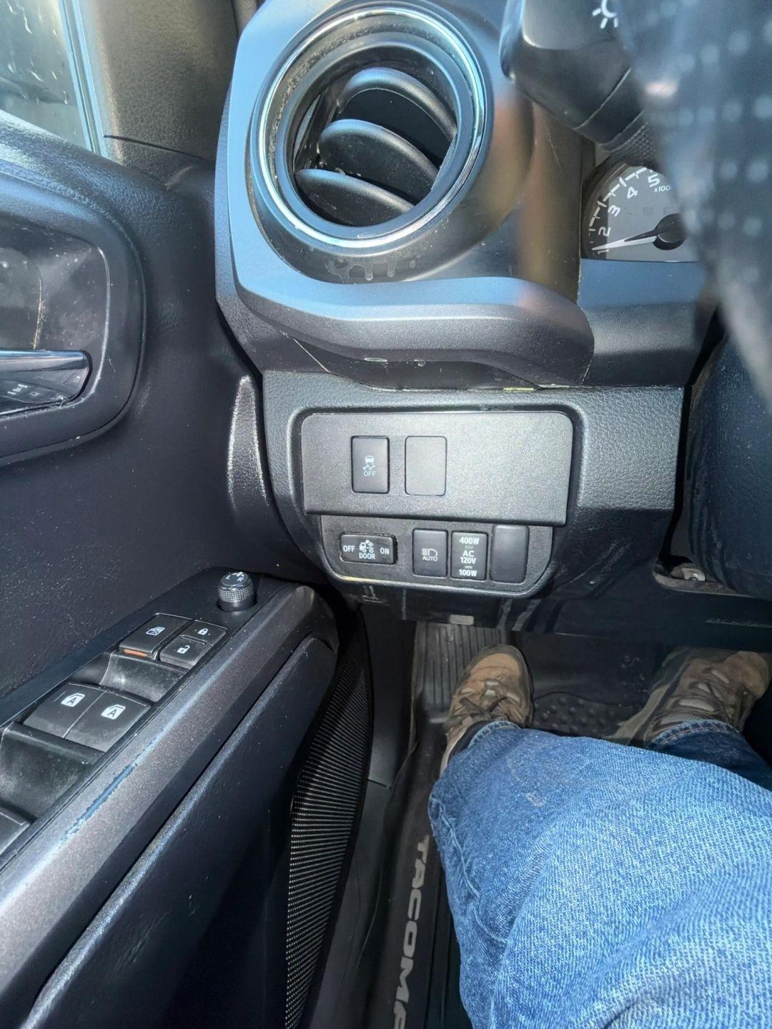Toyota Tacoma  2020