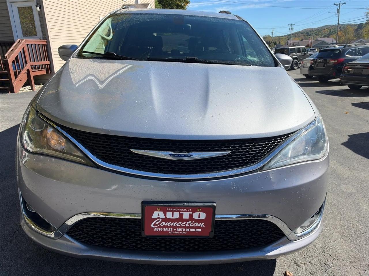 Chrysler Pacifica  2019
