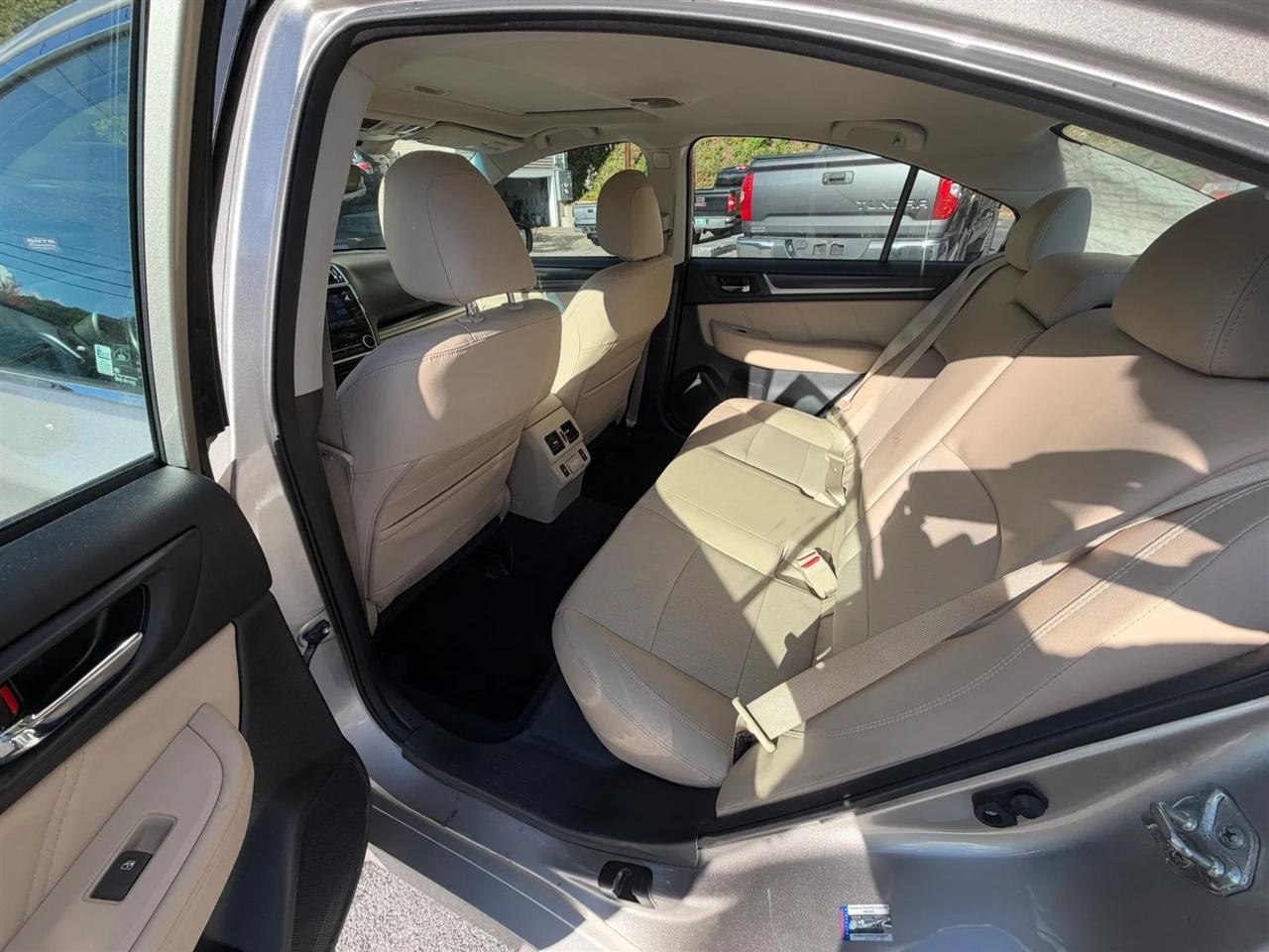 Subaru Legacy  2018