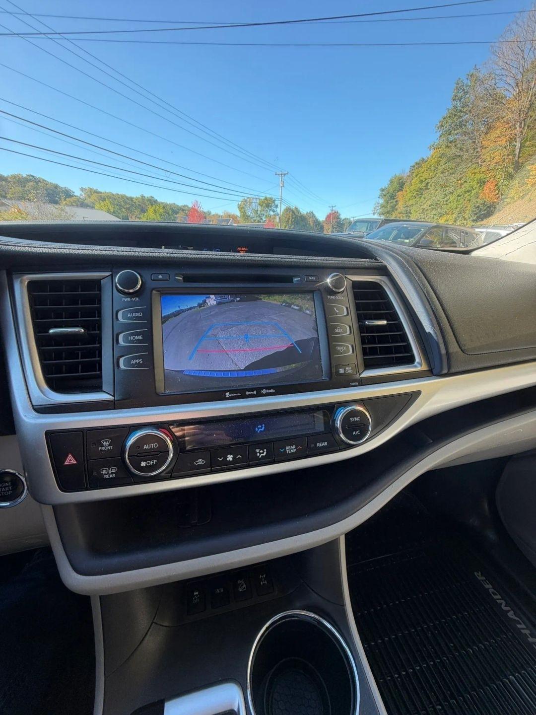 Toyota Highlander  2016