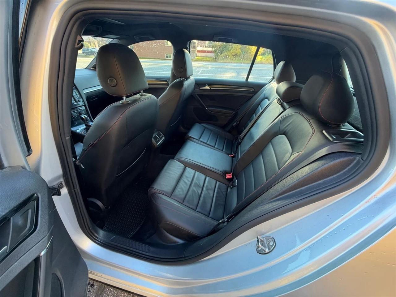Volkswagen Golf GTI  2017