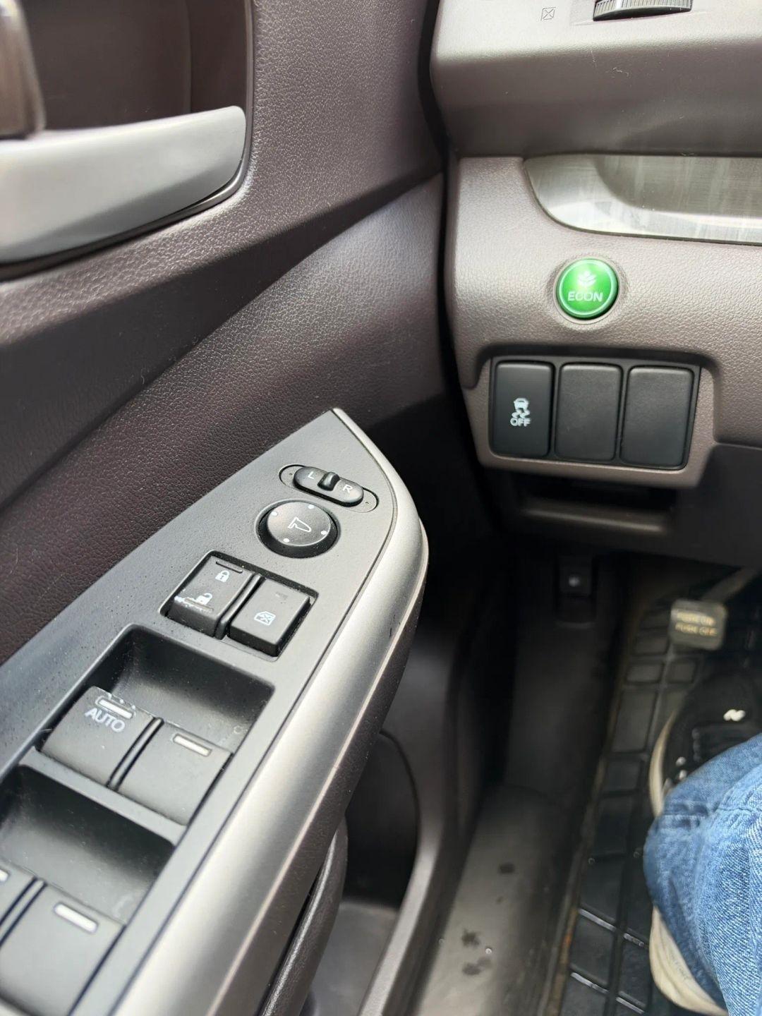 Honda CR-V  2012