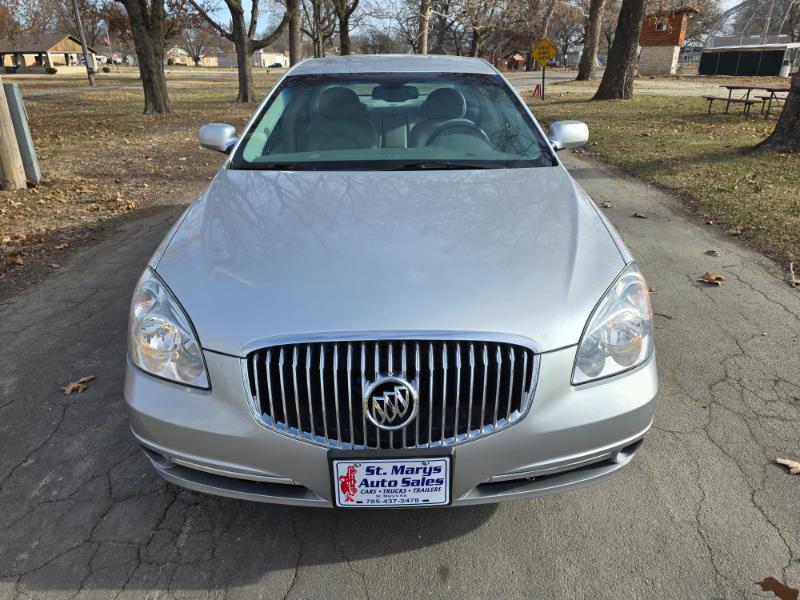 Buick Lucerne CXL 2011