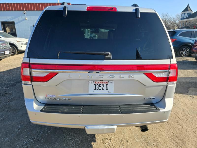 Lincoln Navigator 4WD 2015
