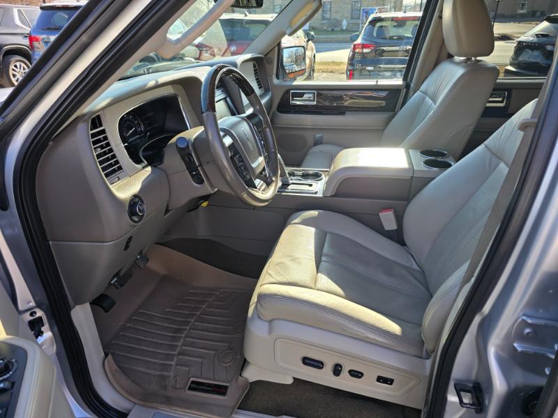 Lincoln Navigator 4WD 2015