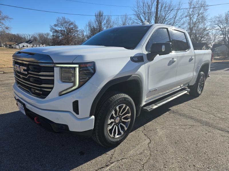2023 GMC Sierra 1500 AT4 Crew Cab 4WD