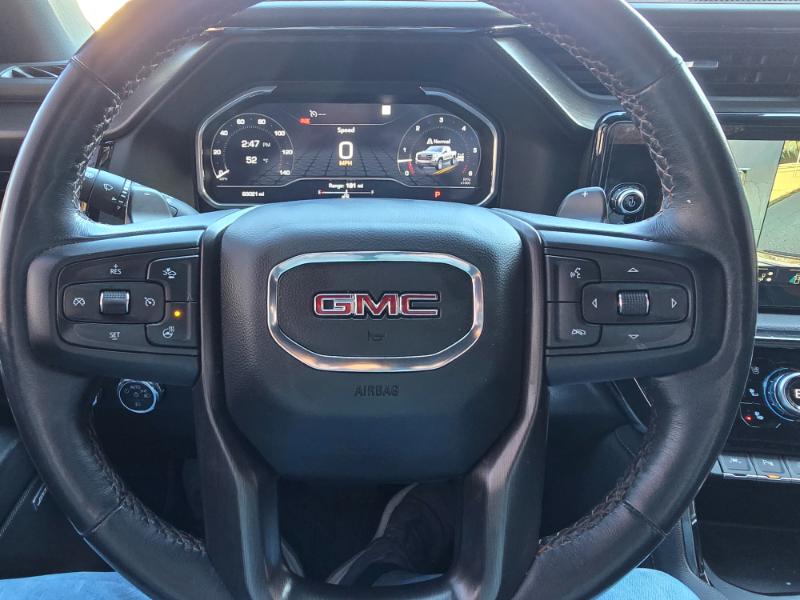 GMC Sierra 1500 AT4 Crew Cab 4WD 2023