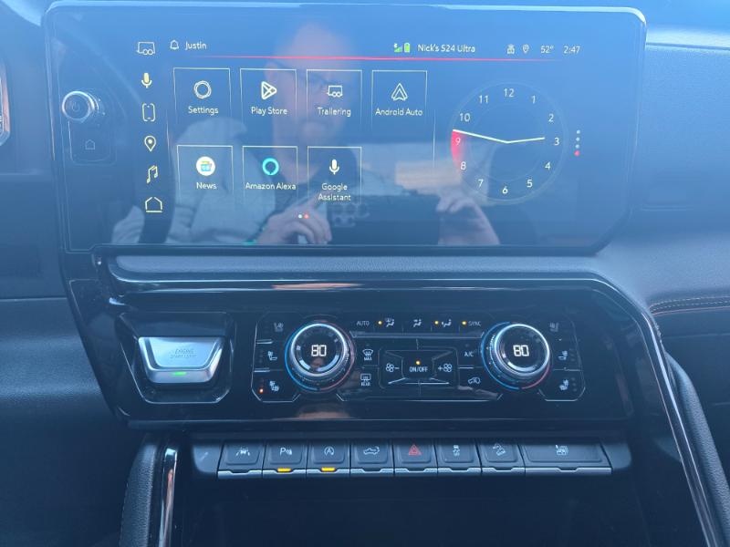 GMC Sierra 1500 AT4 Crew Cab 4WD 2023