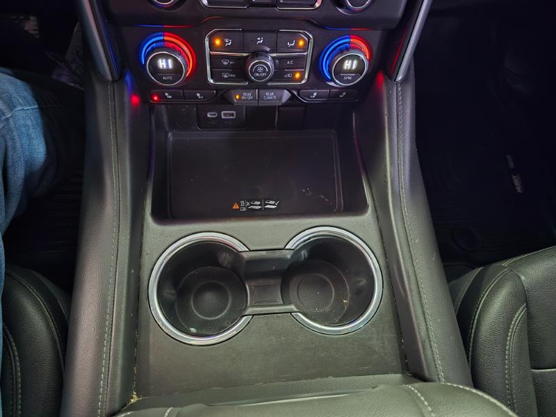 Chevrolet Suburban LT 4WD 2022