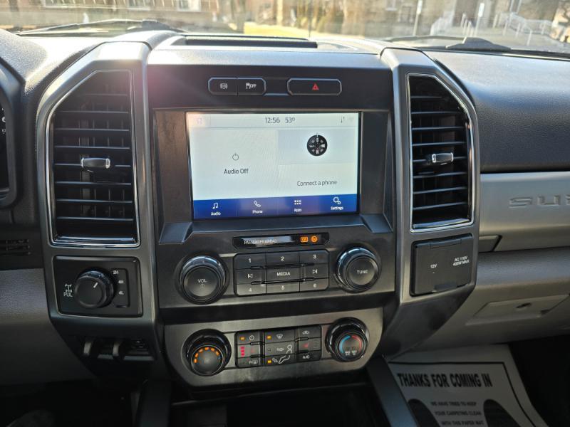 Ford F-350 SD XLT Crew Cab Short Bed 4WD 2022