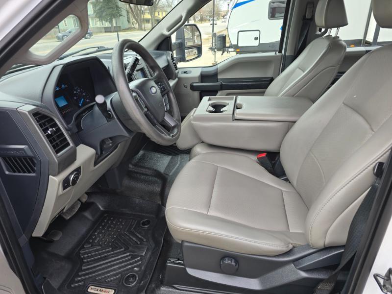 Ford F-250 SD XL Crew Cab Long Bed 4WD 2022