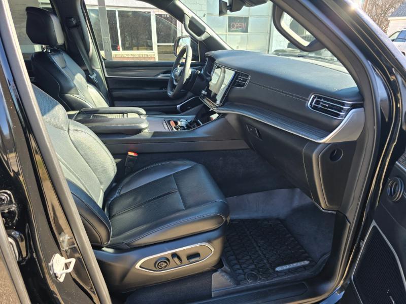 Jeep Wagoneer L Series II 4WD 2024