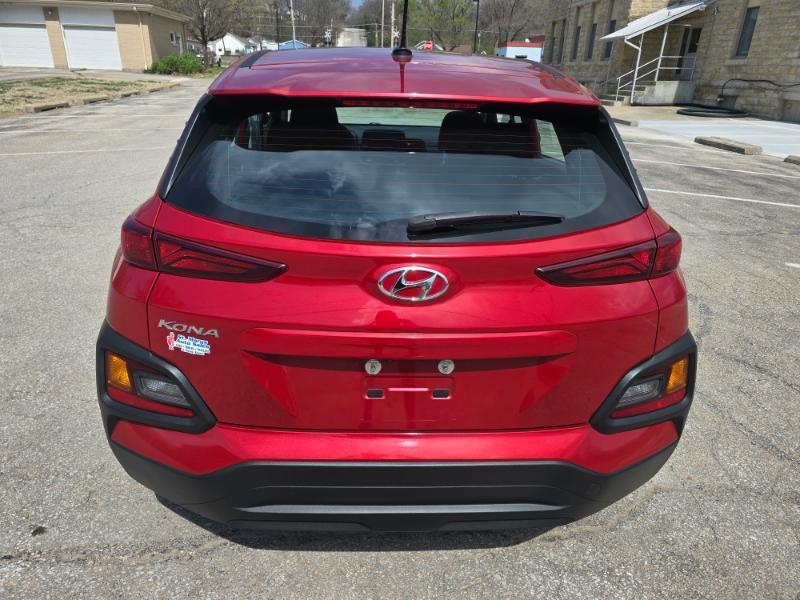 Hyundai Kona SE 2021