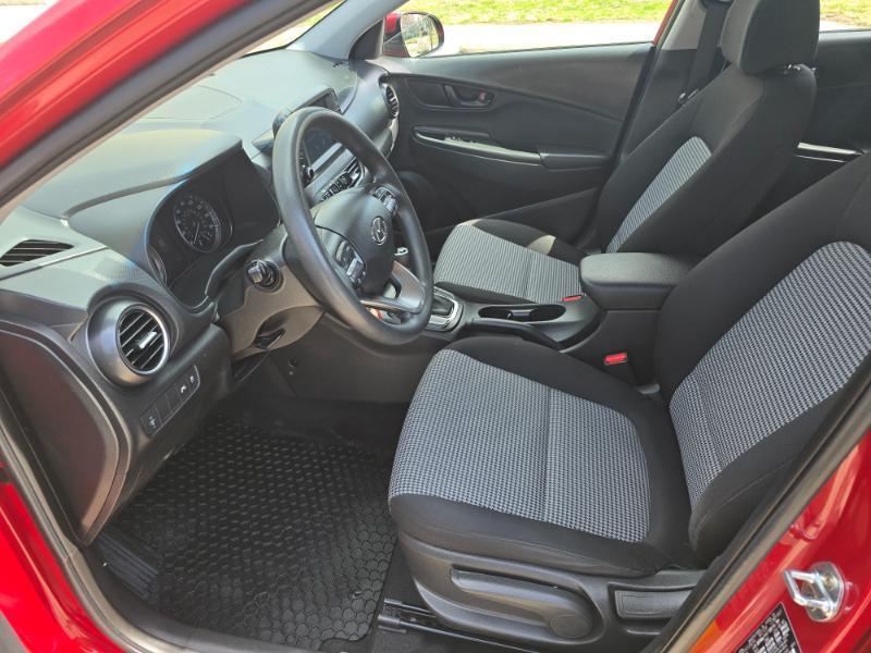 Hyundai Kona SE 2021