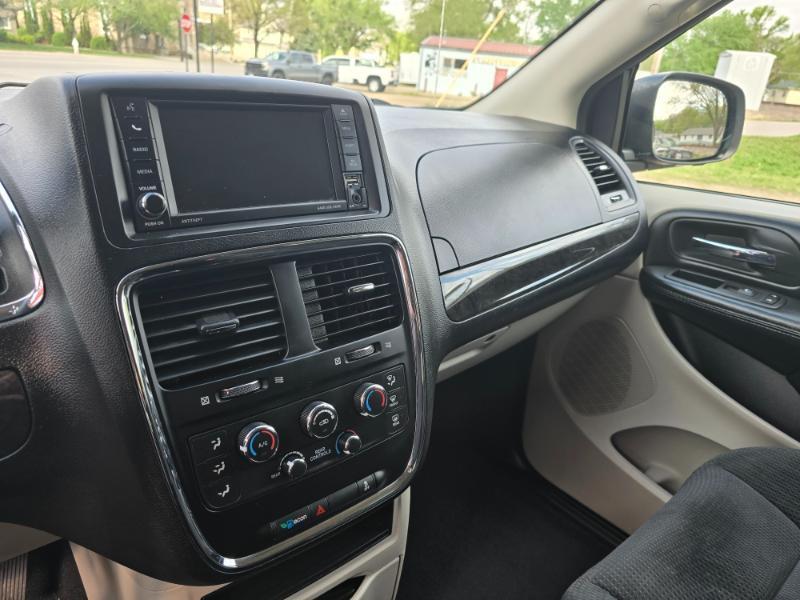 Dodge Grand Caravan SE 2020