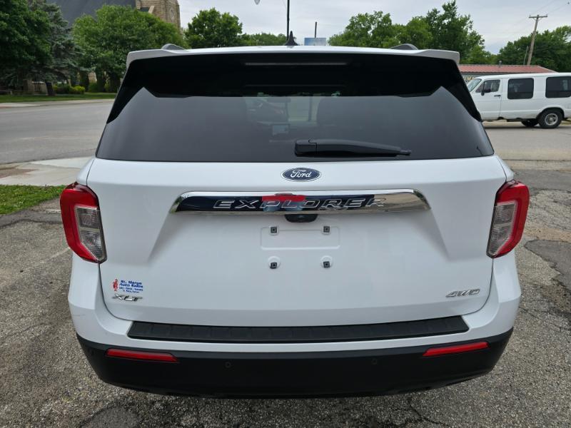 Ford Explorer XLT AWD 2023