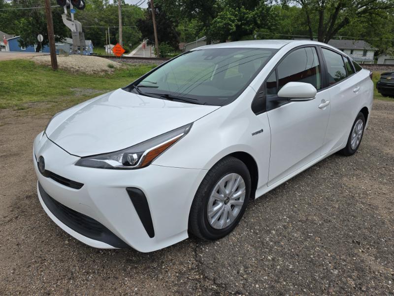 2021 Toyota Prius LE