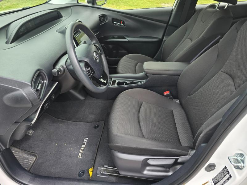 Toyota Prius LE 2021