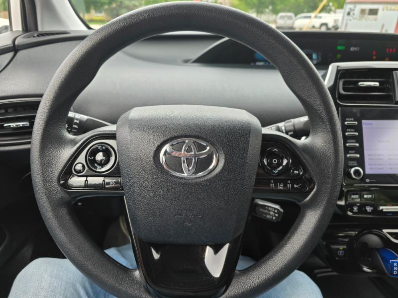 Toyota Prius LE 2021