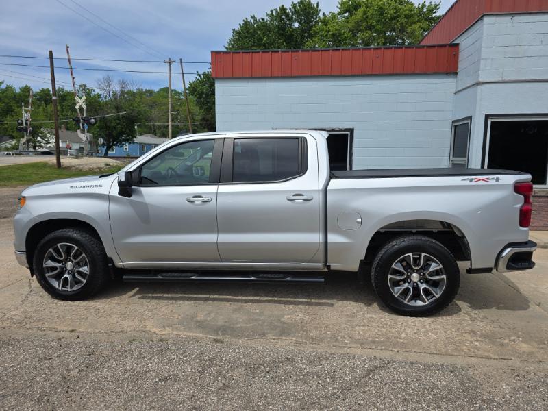 Chevrolet Silverado 1500 LT Crew Cab 4WD 2022