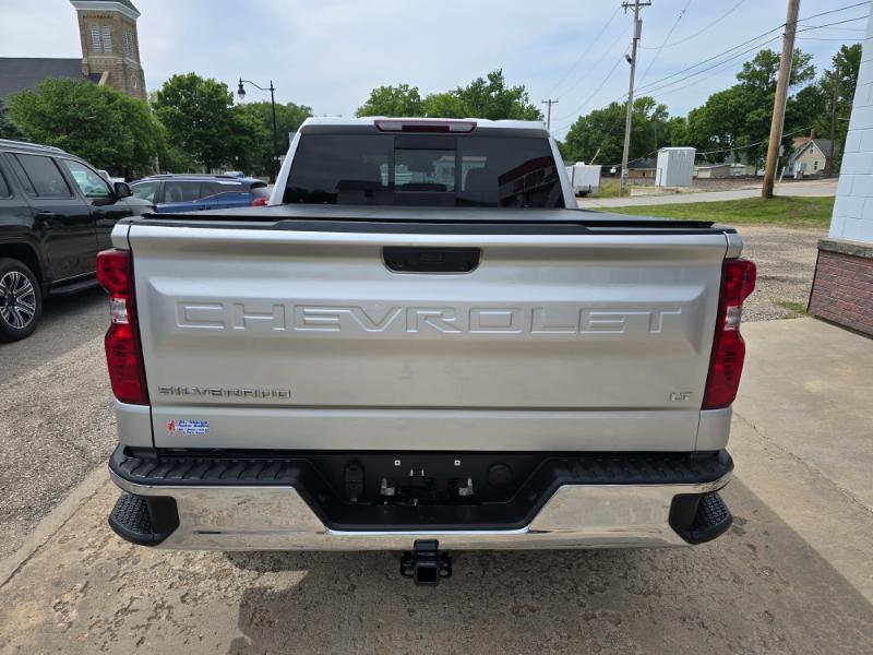 Chevrolet Silverado 1500 LT Crew Cab 4WD 2022