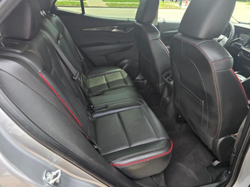 Buick Envision Essense 2023