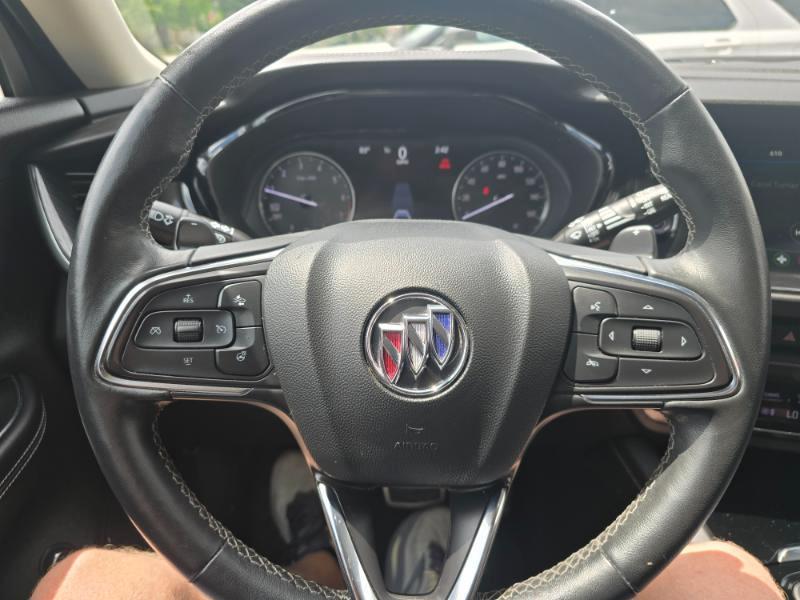 Buick Envision Essense 2023