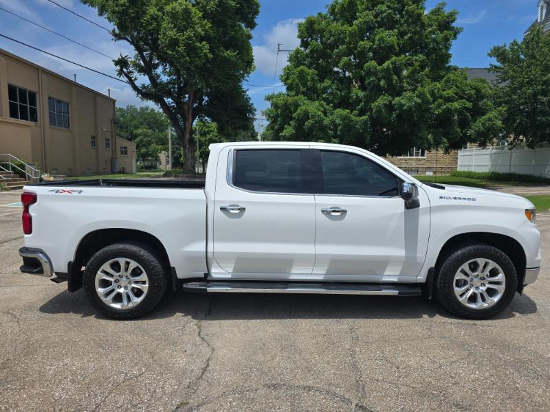 Chevrolet Silverado 1500 LTZ Crew Cab 4WD 2023