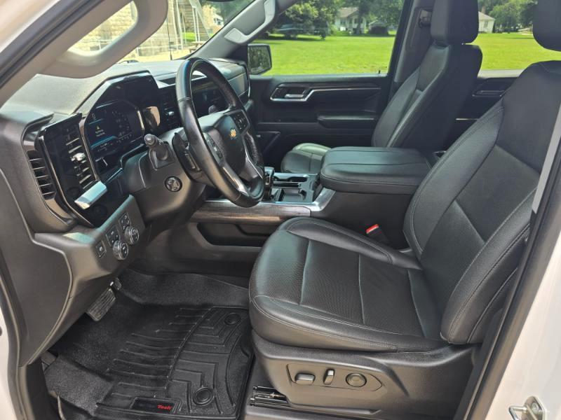 Chevrolet Silverado 1500 LTZ Crew Cab 4WD 2023