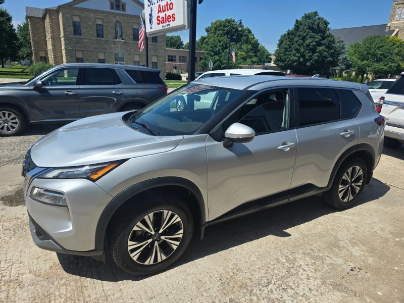 Nissan Rogue SV 2022