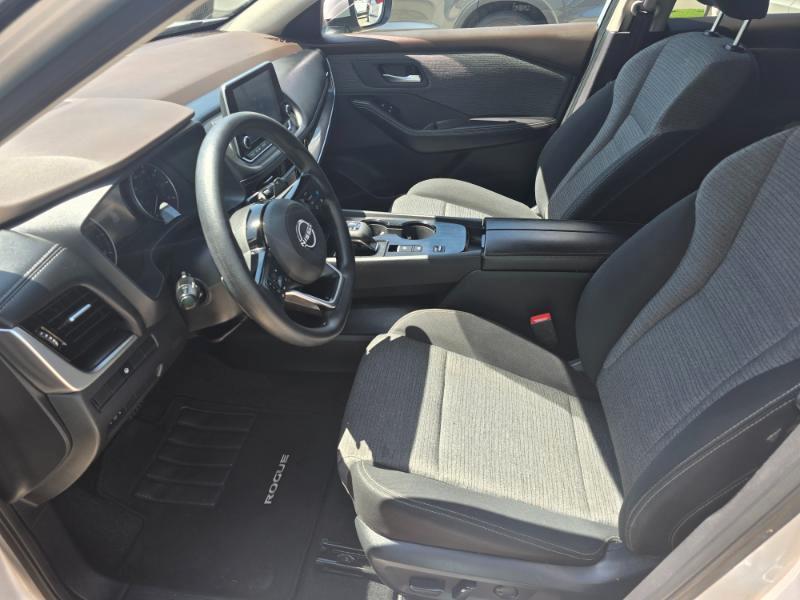 Nissan Rogue SV 2022
