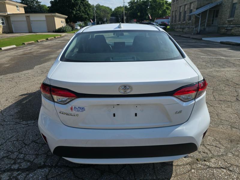 Toyota Corolla LE 2021