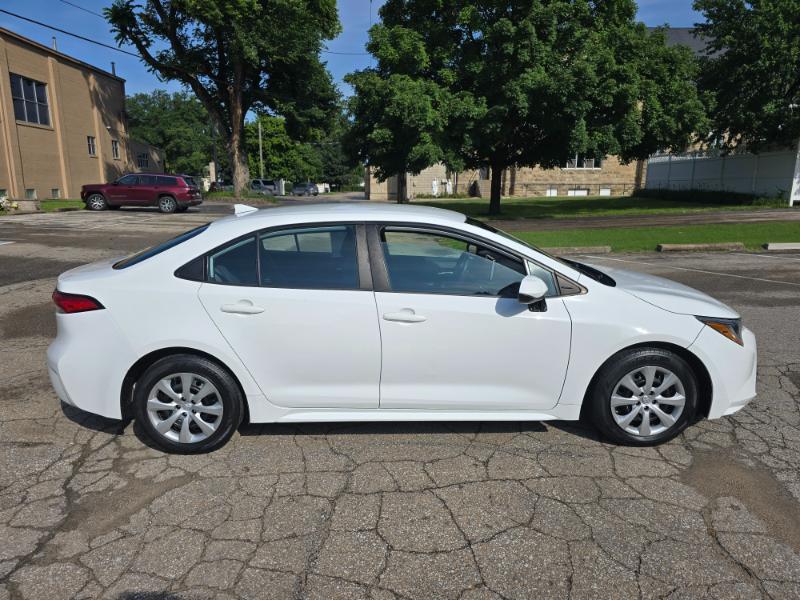 Toyota Corolla LE 2021