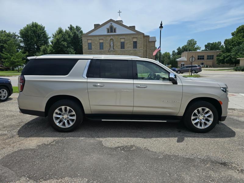 Chevrolet Suburban Premier 4WD 2021