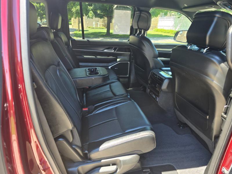Jeep Wagoneer L Series II 4WD 2024