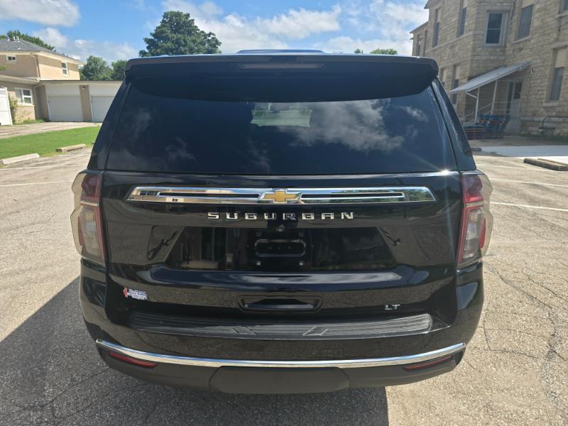 Chevrolet Suburban LT 4WD 2024